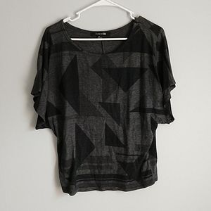 Lightweight Triangle Sweater